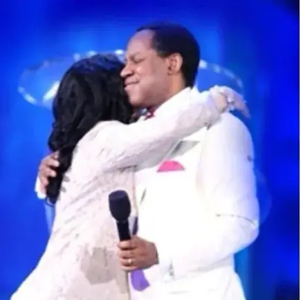 New pastor wife oyakhilome chris Pastor Chris